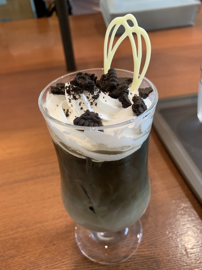 チャコールラテ ラテ